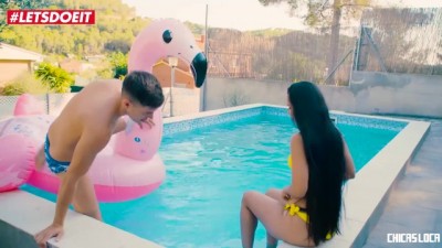 Latina Bombshell Gets Naughty in Outdoor Fuckfest
