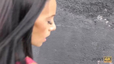 Horny Hunter Cashes In: Slender Girlfriend Gets Fucked!