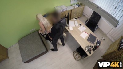 Fuck the Sales Targets: Sexy Store Clerk Gets Raw and Dirty