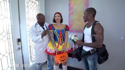 Trickery - Beauty Big Titted Ivy Lebelle Double Penetrated by Two BBC