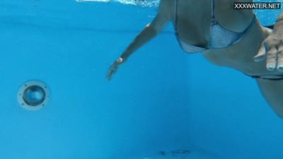 Hungarian MILF Gets Wild and Wet Underwater