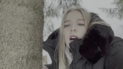 Young Teen Gets Pounded in the Snowy Woods (+18)