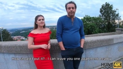 Young Hottie Offers Juicy Pussy to Stranger to Pay Stepdaddy's Bills (+18)