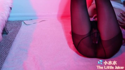 Watch Her Drip and Squirt in Mirror Magic!
