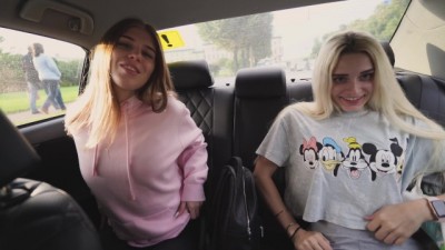 I Fucked Two Slut 19 Yo Girls in my Car