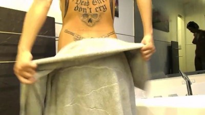 Busty French Slut Girl Twerk - Vic Alouqua