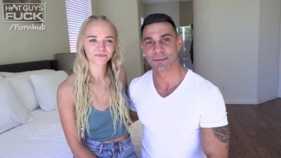 Ripped Euro Hunk Marcos Fucks his first American 20 Yo Teen Blonde! (+18)
