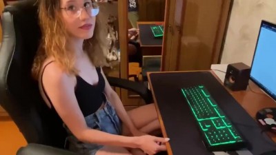 Анал с одноклассницей за решение задачи * Russian Gamer Bella