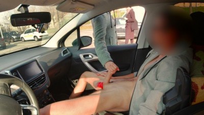 DICK FLASH CAR Part 2. La Troia Infila La Mano e Mi Fa Godere | GentlyPerv