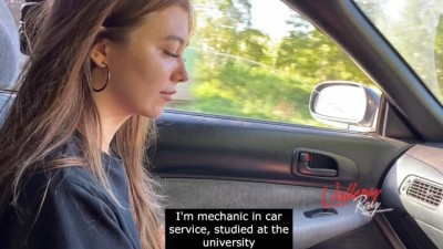 Beauty Whore Sucked in the Car and Cheated her Boyfriend