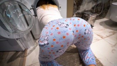 Big ass Step sister gets Fucked while is Stuck inside of washing Machine - Jenna Lux Amateur