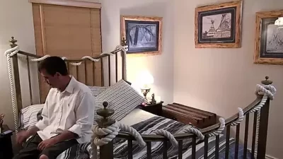 Young Temptress Craves Old Man's Touch: A Tale of Stepdaddy Issues (+18)