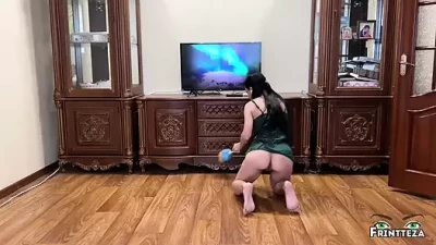 Stepmom's Panty-Free Cleaning Leads to Steamy Creampie with Step Son