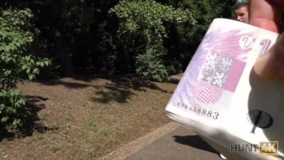 Petite Amateur's Wild Sale: Pussy and Ass for a Steamy Deal!