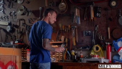 MILFY Realtor Craves a Hard Cock She Can't Resist