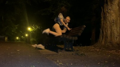 GORGEOUS FUCKING and THROATING in PUBLIC PARK - PUBLIC SLUT TEEN - PubliciansRebel (+18)